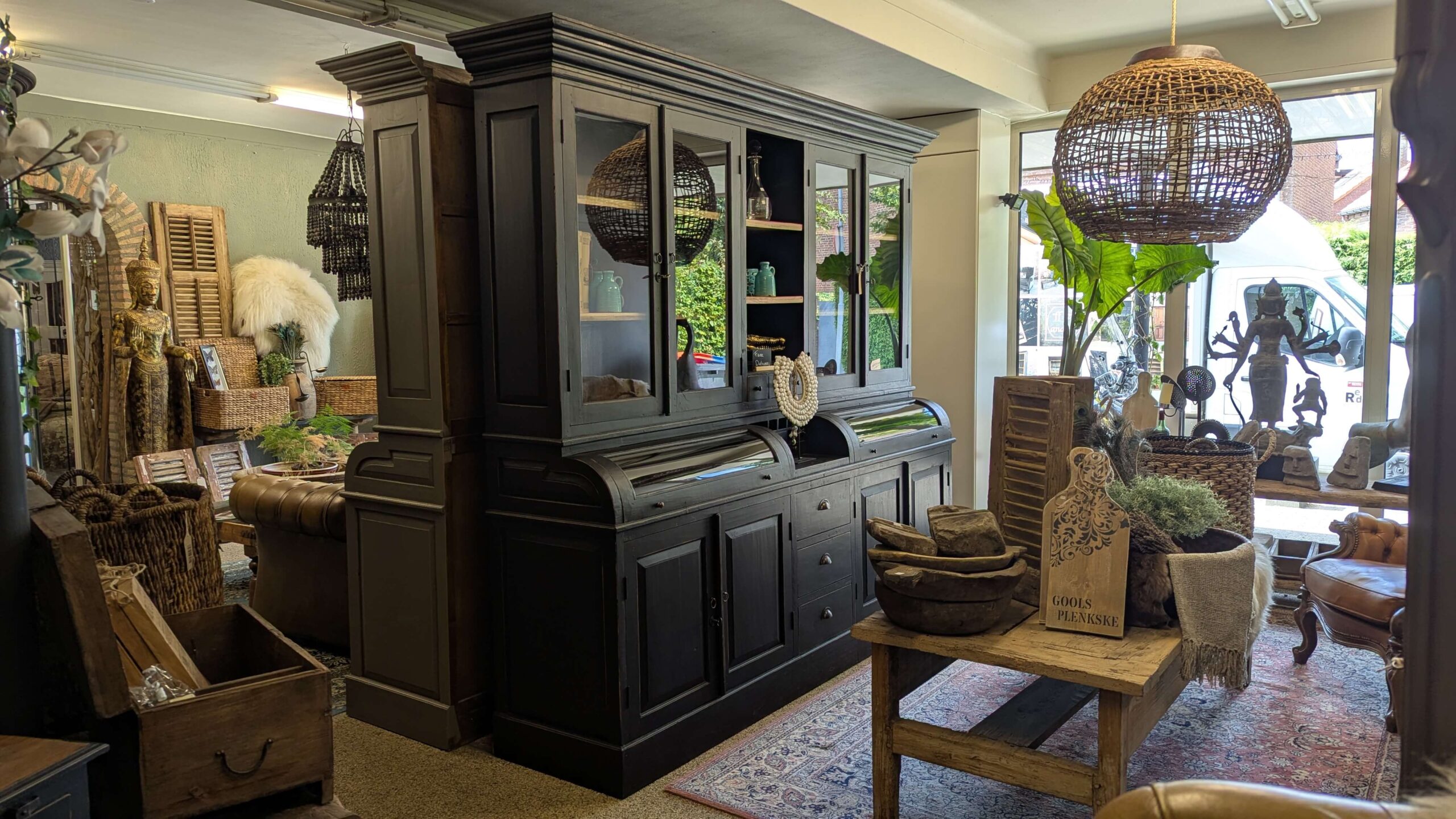 Teakhouten grutterskast met maatwerk opties en restyling bij woonwinkel ff iets anders in Goirle